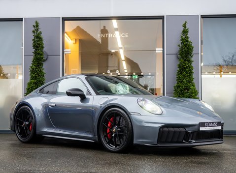 Porsche 911 Carrera 4 GTS (992.2) 2