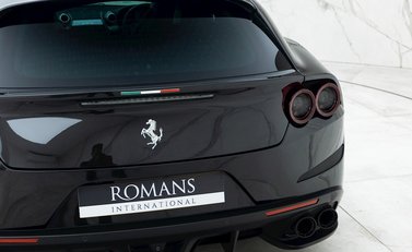 Ferrari GTC4 Lusso 21