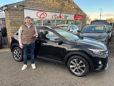 Jack from Leeds collecting his Kia Stonic