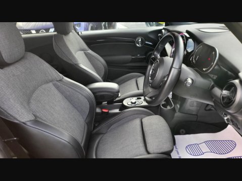 Mini Hatch COOPER S LEVEL 2 17