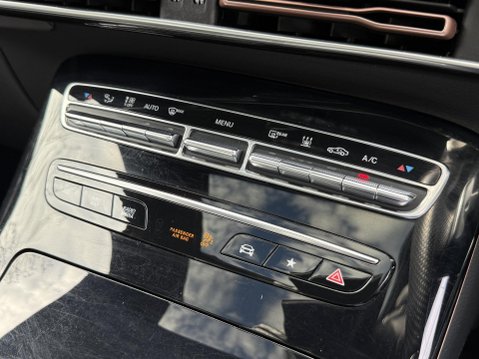 Mercedes-Benz EQC EQC 400 80kWh AMG Line (Premium Plus) SUV 5dr Electric Auto 4MATIC (408 ps) 49