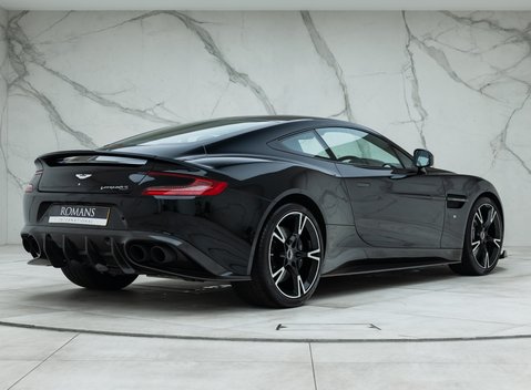 Aston Martin Vanquish S Ultimate 3