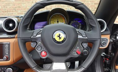 Ferrari California T 24