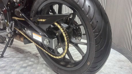 Aprilia Tuono 2025 25 PLATE 15BHP E5 SPORTS BIKE LEARNER ONLY 3K 45