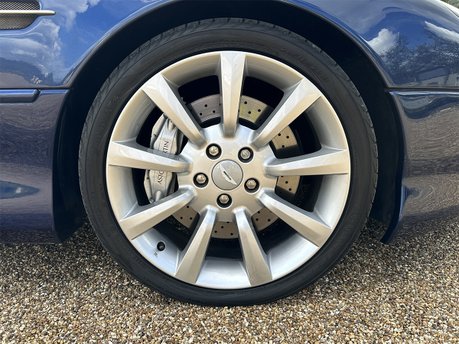 Aston Martin DB7 VANTAGE V12 JUBILEE 32