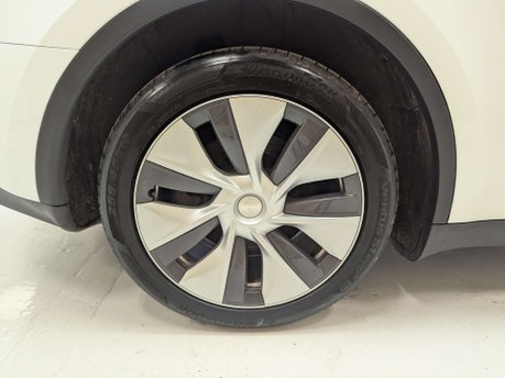 Tesla Model Y ModeL Y Long Range AWD 4WD 5dr 27