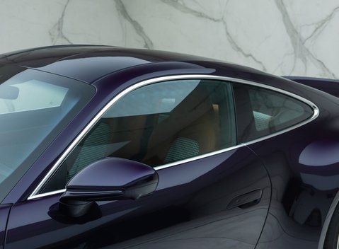 Porsche 911 SPORT CLASSIC (992) 38