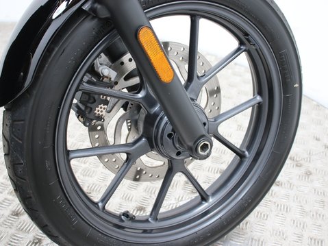 Triumph Street Twin BONNEVILLE STREET TWIN 17