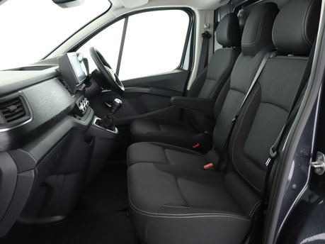 Renault Trafic SL28 Blue dCi 150 Sport+ Van 9