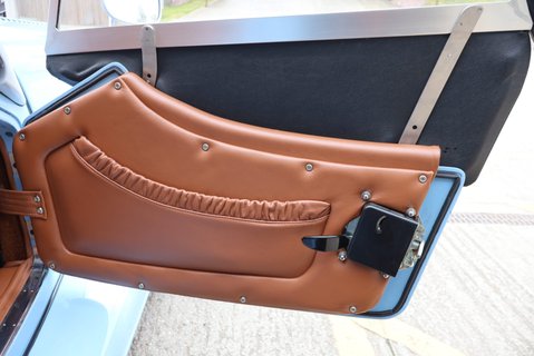 Morgan 4/4 4300 miles from new stored in a heated garage  STUNNING COLOUR COMBO 19