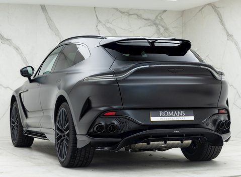 Aston Martin DBX 707 3