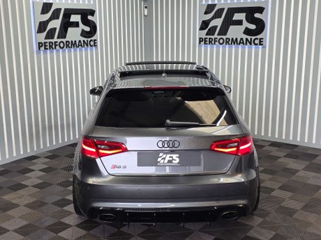 Audi RS3 2.5 TFSI Sportback 5dr Petrol S Tronic quattro Euro 6 (s/s) (367 ps) 18