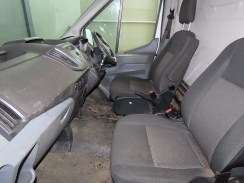 Ford Transit 2.0 350 EcoBlue FWD L2 H3 Euro 6 5dr 6