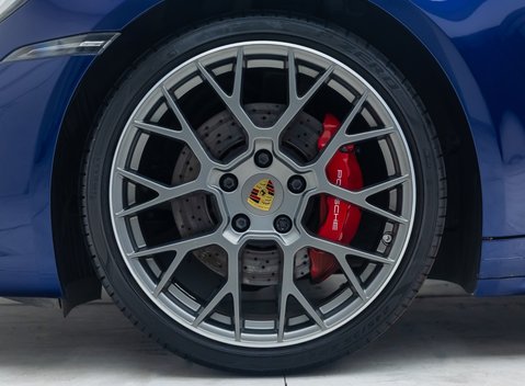 Porsche 911 Carrera S (992) 30