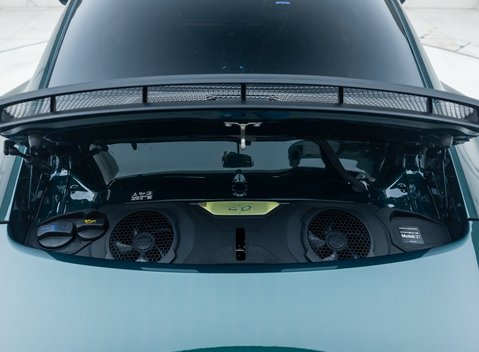 Porsche 911 GT3 TOURING (992.2) 45