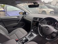 Volkswagen Golf E-GOLF 11