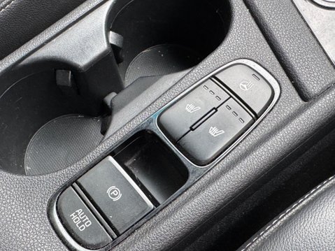 Kia Niro 1.6 GDi 8.9kWh 3 DCT Euro 6 (s/s) 5dr 19