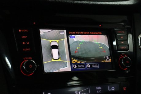 Nissan Qashqai DCI N-CONNECTA DCT 38