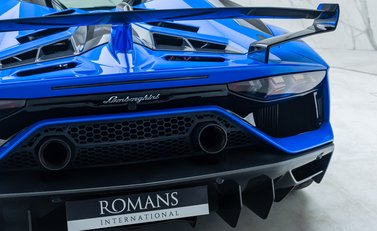 Lamborghini Aventador LP 770-4 SVJ ROADSTER 35