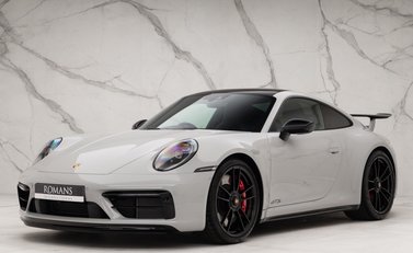 Porsche 911 CARRERA GTS (992) 1