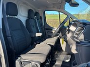 Ford Transit Custom 300 L2 H2 Limited 130 ps Panel Van 4