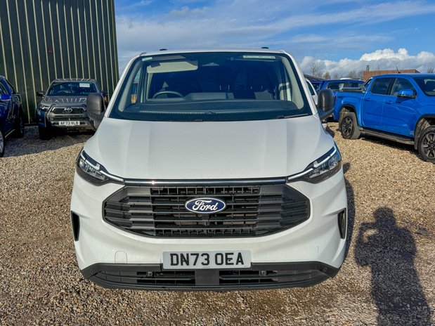Ford Transit Custom LWB L2H1 Low Roof Trend 280 Air Con Cam Carplay Sensors EURO 6 3