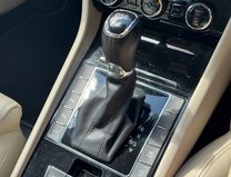 Skoda Superb 2.0 TDI Laurin & Klement Estate 5dr Diesel DSG Euro 6 (s/s) (150 ps) 26