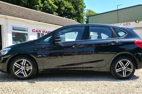 BMW 2 Series 218I SPORT ACTIVE TOURER..4 SERVICES..1PREVIOUS KEEPER..£35TAX..STUNNING 7