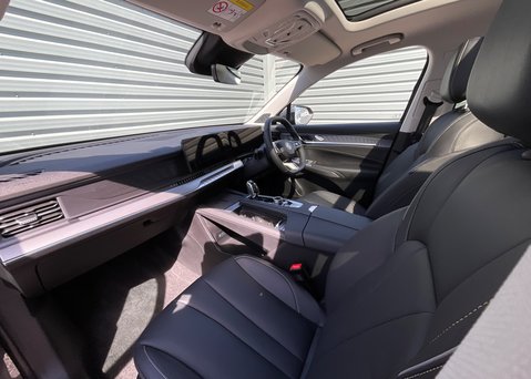 MG MGS9 1.5 T-GDI PREMIUM PHEV AWD 15