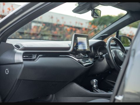 Toyota C-HR 1.8 C-HR Excel HEV CVT 5dr 15