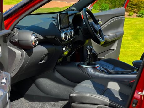 Nissan Juke DIG-T TEKNA 3