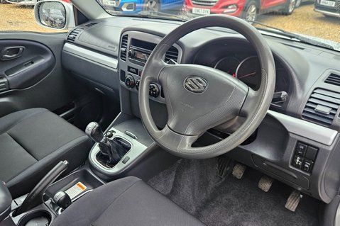 Suzuki Grand Vitara 2.0 16V LOOK! ONLY 63000 MILES! 4x4! ONE OWNER FROM NEW! FSH! 14