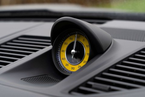 Porsche 911 Turbo S PDK Coupe 18