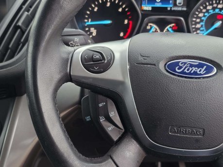 Ford Kuga 2.0 TDCi Zetec SUV 5dr Diesel Powershift AWD Euro 6 (s/s) (150 ps) 28