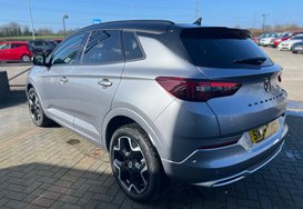 Vauxhall Grandland 1.5 Turbo D Ultimate Auto 9