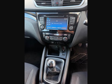 Nissan Qashqai 1.5 dCi Acenta Premium Euro 6 (s/s) 5dr 19
