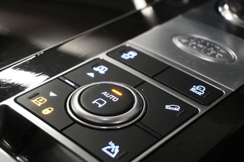 Land Rover Range Rover 4.4 Range Rover Vogue SE SDV8 Auto 4WD 5dr 10