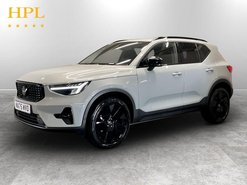 Volvo XC40 2.0 B4 MHEV Plus Black Edition SUV 5dr Petrol Hybrid DCT Auto Euro 6 (s/s)
