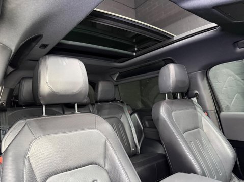 Land Rover Defender 3.0 D250 MHEV X-Dynamic S Auto 4WD Euro 6 (s/s) 3dr 4