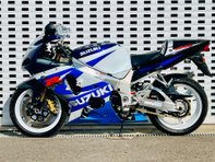 Suzuki GSX-R GSXR 1000 K1 18