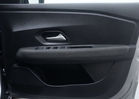 Dacia Sandero 1.0 Sandero Journey TCE Auto 5dr 39