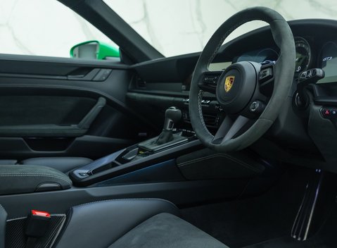 Porsche 911 GT3 (992) 13