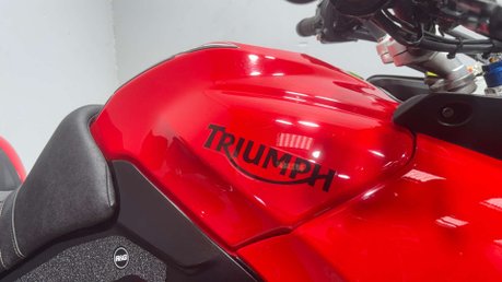 Triumph Tiger 2013 48K FULL LUGGAGE NEW MOT SERVICED READY TO EXPLORER 1050CC 50