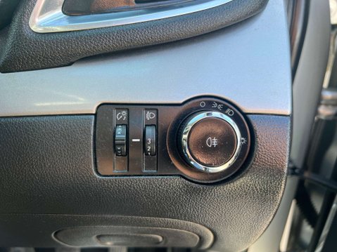 Vauxhall Mokka 1.6 Mokka S S/S 5dr 31