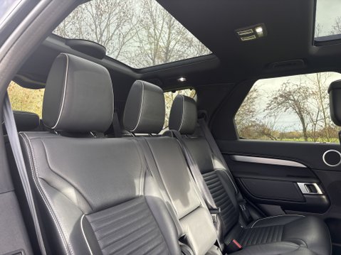 Land Rover Discovery R-DYNAMIC HSE MHEV 13