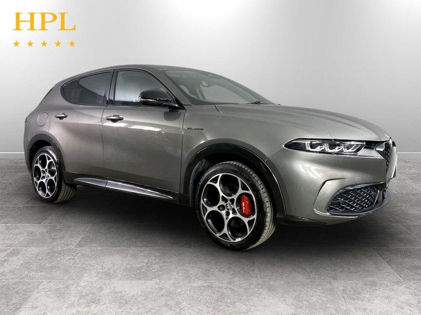 Alfa Romeo Tonale listing photo