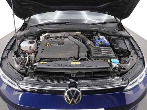 Volkswagen Golf 1.5 TSI Life Euro 6 (s/s) 5dr 26