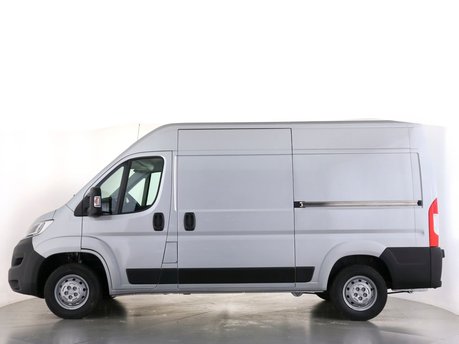 Citroen Relay 2.2 BlueHDi L2H2 Van 140ps Enterprise Pro 4