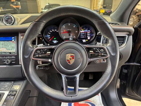 Porsche Macan 3.0 Macan S D Semi-Auto 4WD 5dr 46