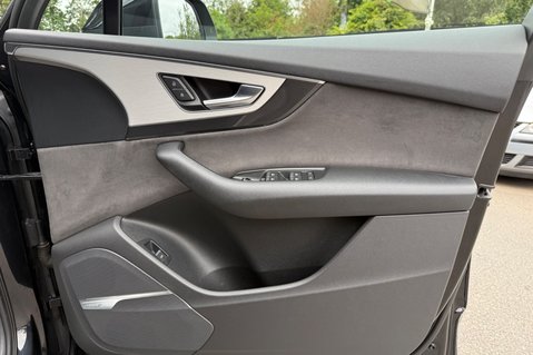 Audi Q7 TDI QUATTRO S LINE -PAN ROOF -CAMERA -ADAPT CRUISE -MATRIX LED -BOSE -FASH 40